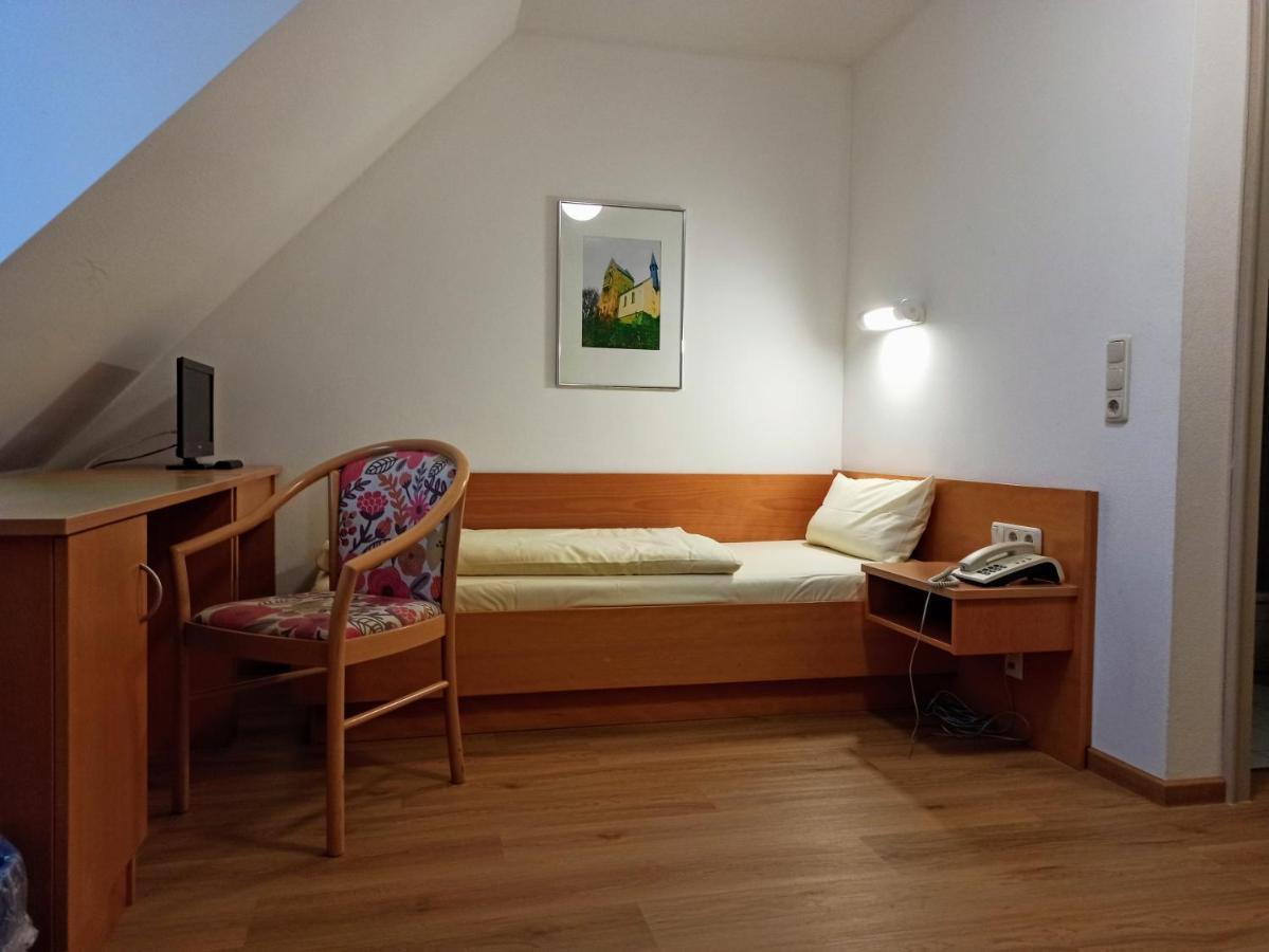 Gastehaus Deggendorf Hotel ภายนอก รูปภาพ